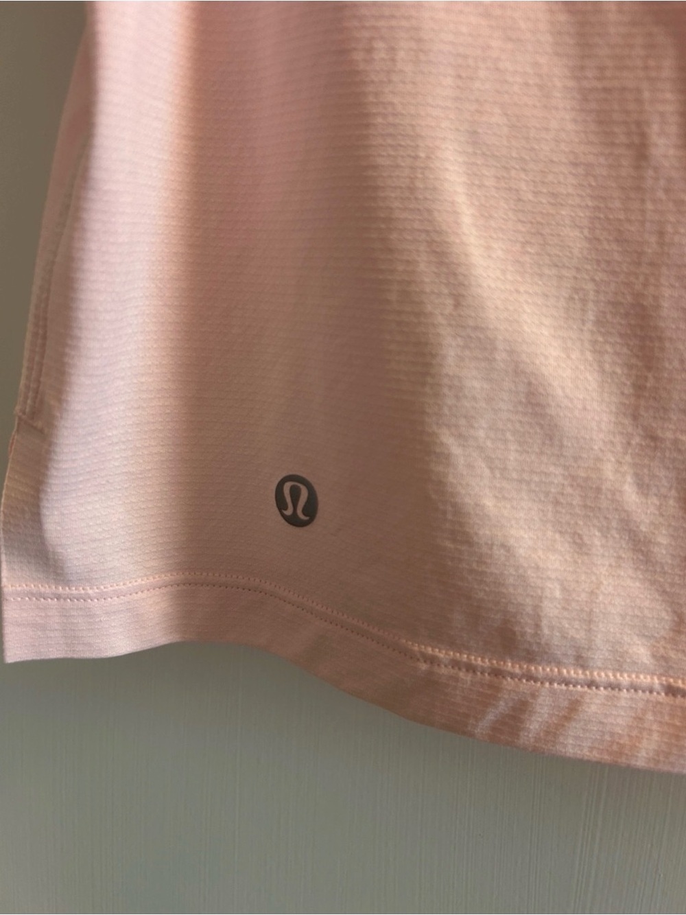 lululemon athletica Light Pink Crop Top - Picture 3 of 3